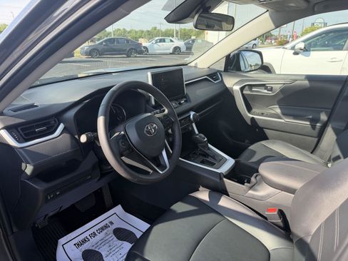 Used 2023 Toyota RAV4 XLE Premium FWD image 13
