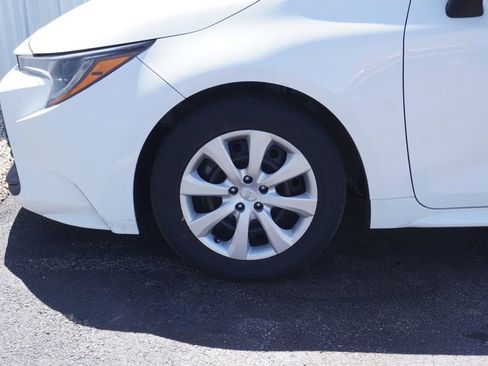 Used 2023 Toyota Corolla LE image 6