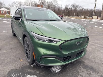 New 2025 Ford Mustang Mach-E Select w/ Comfort Package Lite