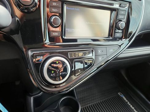 Used 2019 Toyota Prius C FWD image 23