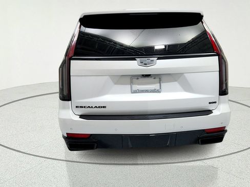 Used 2022 Cadillac Escalade ESV Sport Platinum w/ LPO, ONYX Package AWD/4WD image 4