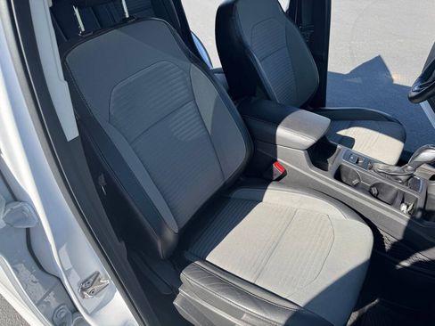 Used 2019 Ford Escape SE AWD/4WD image 30
