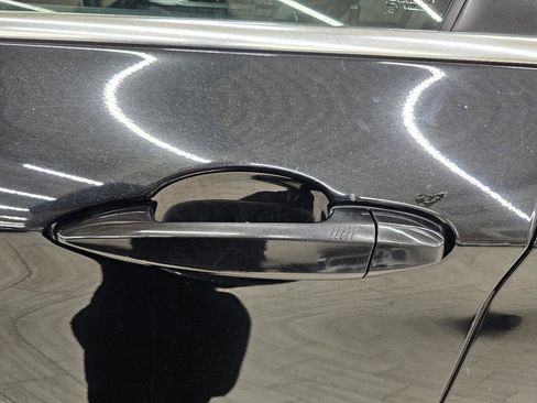 Used 2016 BMW X5 xDrive40e image 12