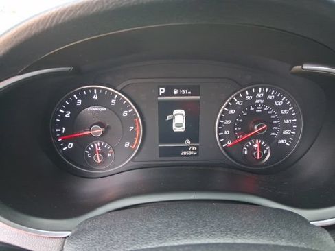 Used 2022 Kia Stinger GT1 AWD/4WD image 14