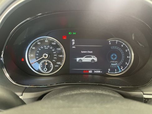 Used 2025 Genesis GV70 2.5T image 14