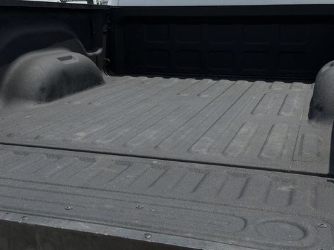 Used 2022 RAM 2500 Tradesman w/ Chrome Appearance Group AWD/4WD image 30