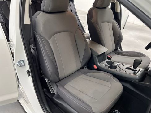 Used 2025 Subaru Crosstrek 2.0i Premium AWD/4WD image 22