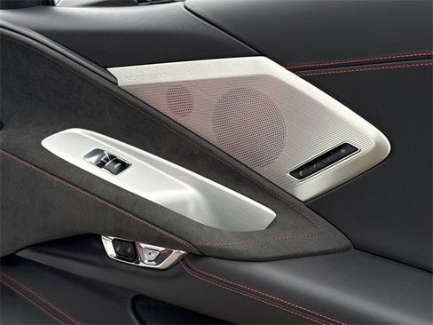 Used 2023 Chevrolet Corvette Stingray Premium Conv w/ Z51 Performance Package image 28