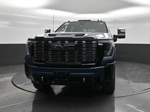 New 2026 GMC Sierra 2500 Denali Ultimate w/ Max Trailering Package AWD/4WD image 3