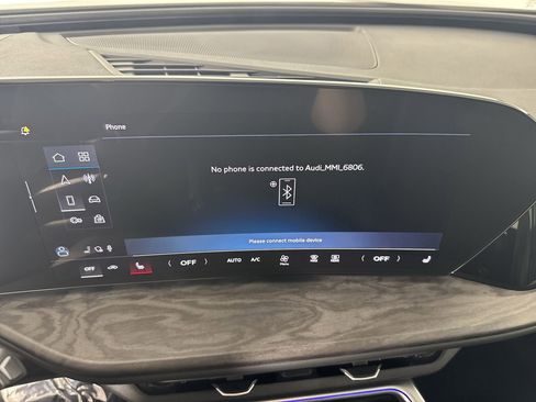 Used 2025 Audi Q5 Premium Plus w/ Premium Plus image 15