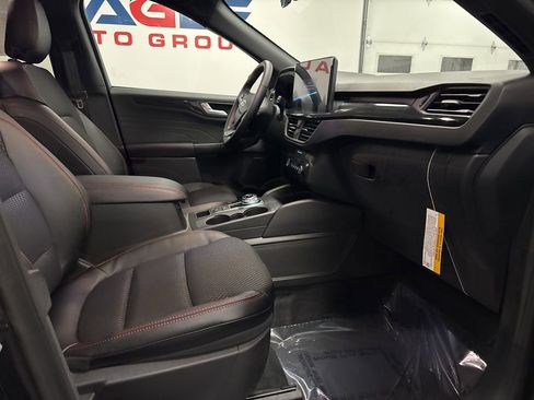 New 2026 Ford Escape ST-Line w/ Tech Pack #1 image 33