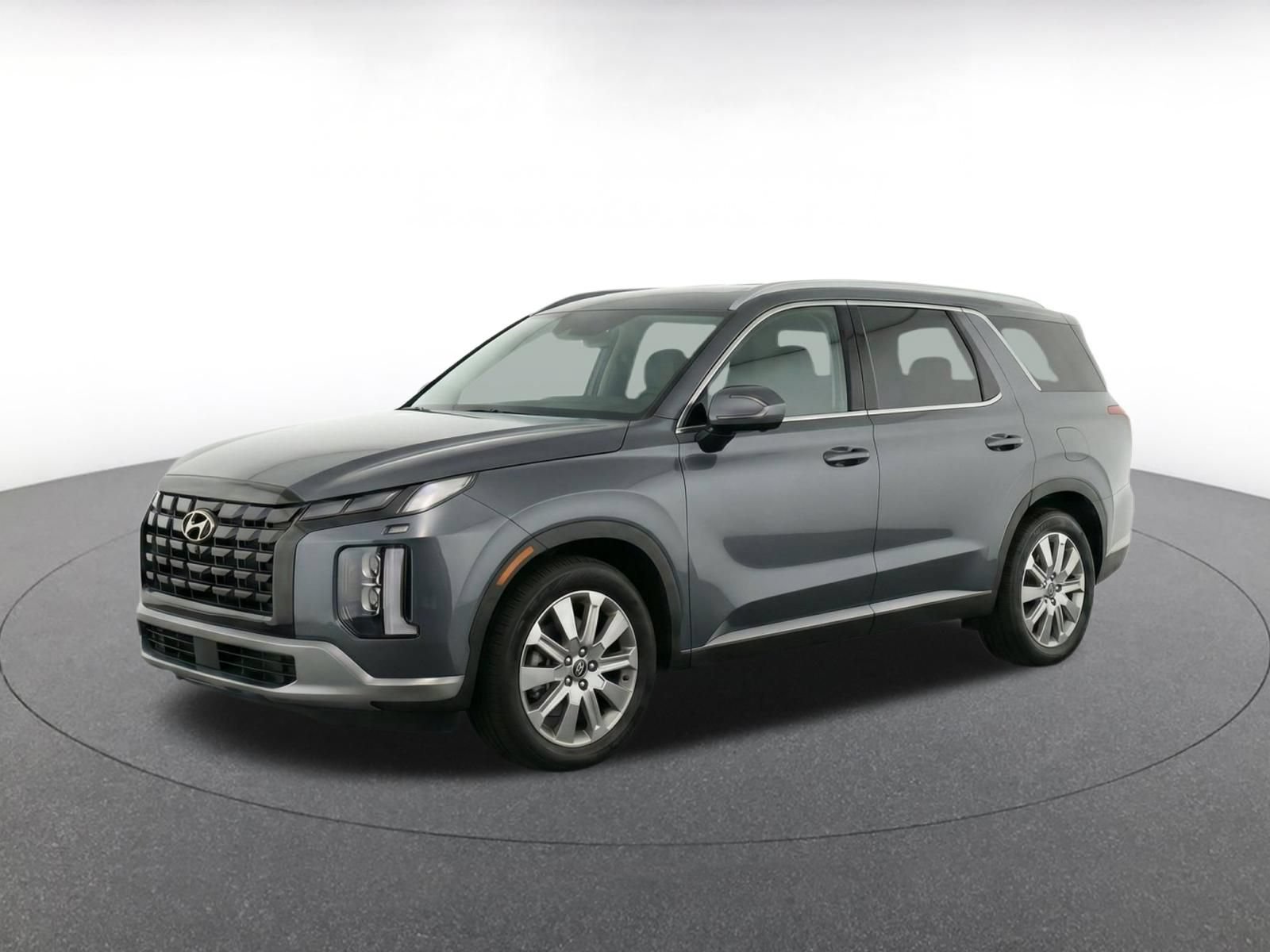 Used 2025 Hyundai Palisade SEL FWD image 3