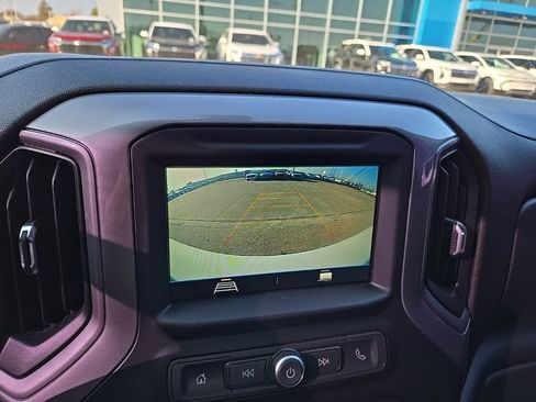 Used 2019 Chevrolet Silverado 1500 Custom w/ Custom Value Package image 27