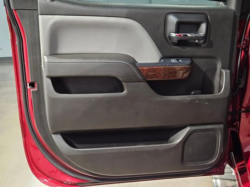 Used 2018 GMC Sierra 1500 SLT image 35