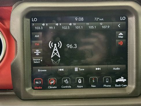 Used 2021 Jeep Gladiator Rubicon AWD/4WD image 15