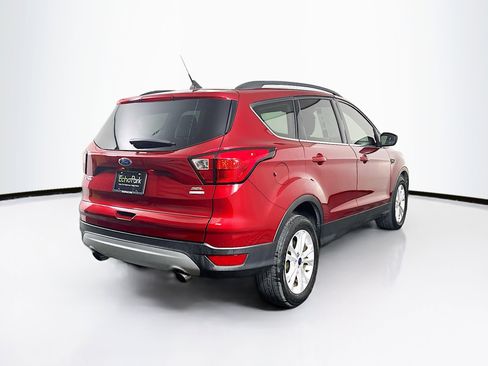Used 2019 Ford Escape SEL image 9
