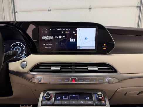 Used 2021 Hyundai Palisade Calligraphy image 22