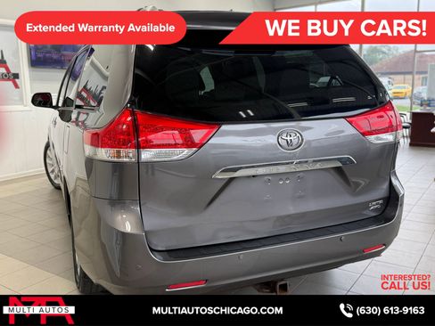 Used 2011 Toyota Sienna XLE image 12