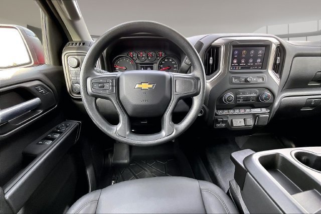 Used 2025 Chevrolet Silverado 1500 W/T w/ WT Value Package AWD/4WD image 9
