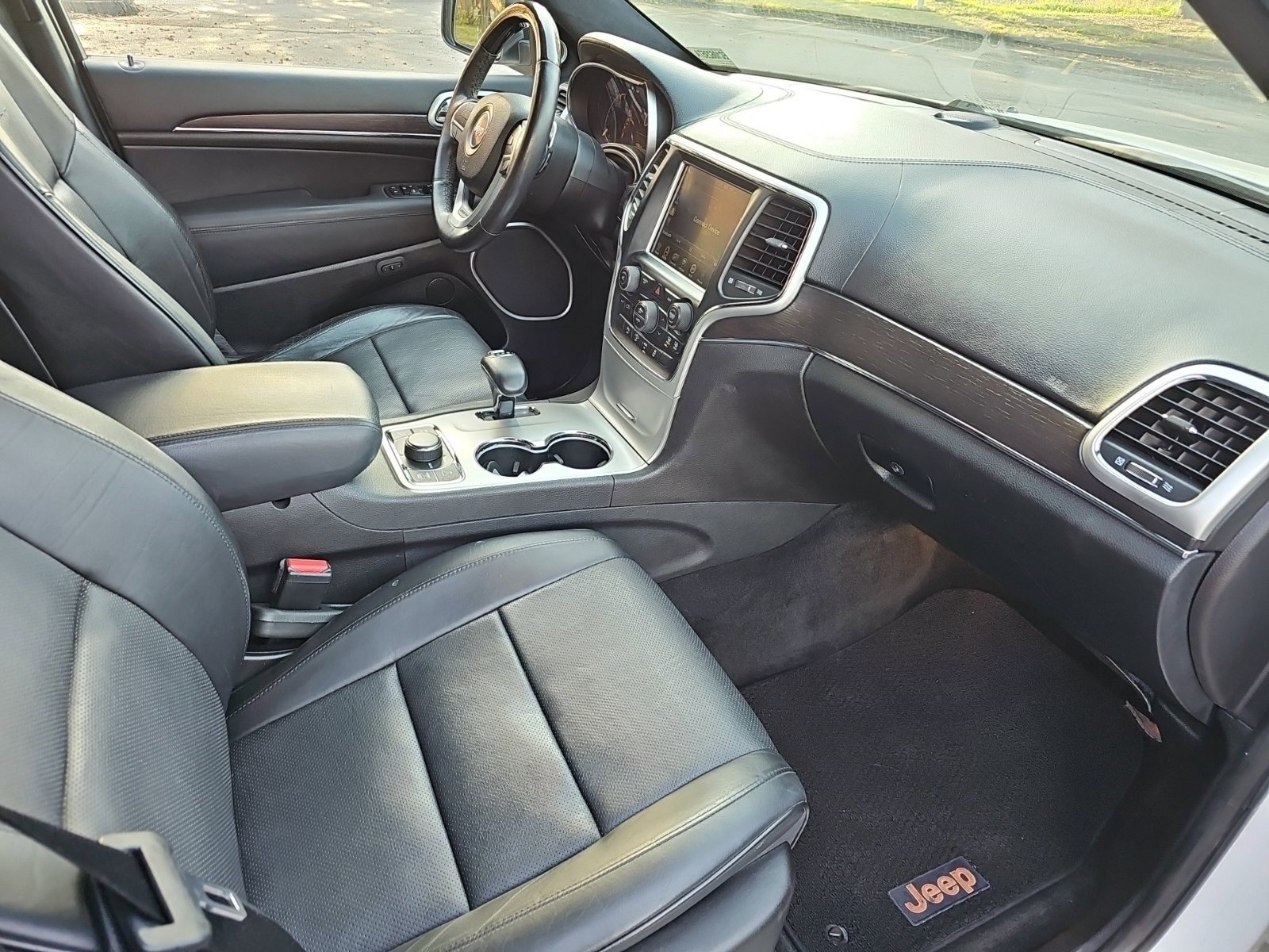 Used 2014 Jeep Grand Cherokee Summit AWD/4WD image 10