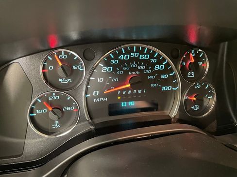 New 2025 Chevrolet Express 3500 Extended w/ Driver Convenience Package image 20