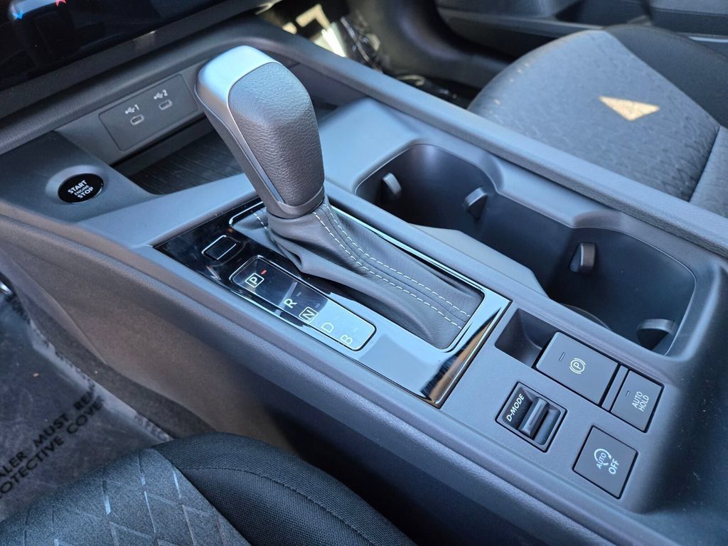 New 2027 Nissan Sentra SV w/ Floor Mat Package FWD image 31