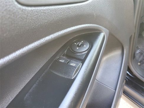 Used 2018 Ford Transit Connect XLT image 17