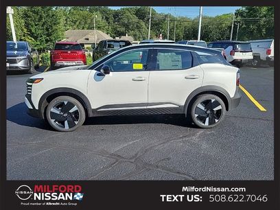 New 2026 Nissan Kicks SR w/ Cold Weather Package