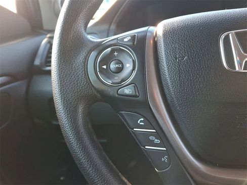 Used 2020 Honda Ridgeline Sport image 9