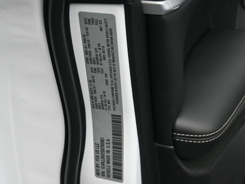 New 2025 Jeep Grand Cherokee L Limited w/ Black Appearance Package image 19