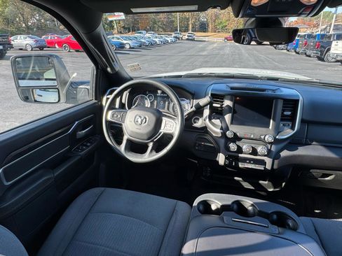 Used 2024 RAM 3500 Big Horn AWD/4WD image 21