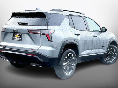 Used 2025 Chevrolet Equinox RS w/ Convenience Package III image 12