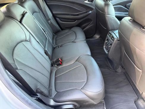 Used 2017 Buick Envision Essence AWD/4WD image 15