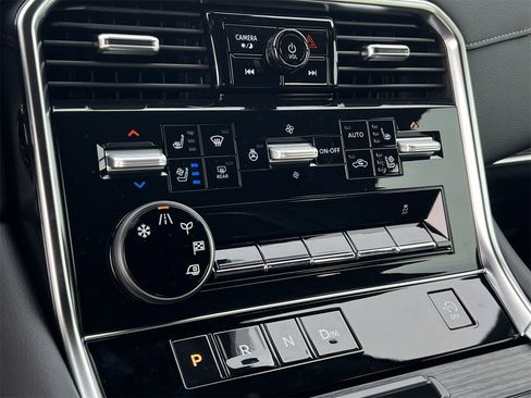 New 2026 Nissan Armada Platinum image 11