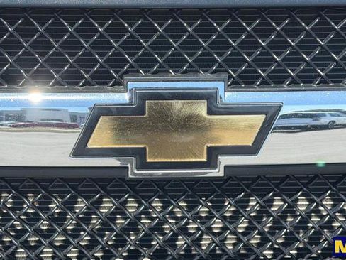 Used 2025 Chevrolet Express 2500 w/ Driver Convenience Package RWD image 33