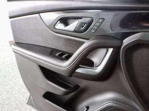 Used 2022 Chevrolet Blazer Premier w/ Enhanced Convenience Package FWD image 22