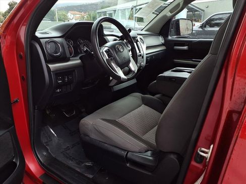 Used 2017 Toyota Tundra SR5 image 15