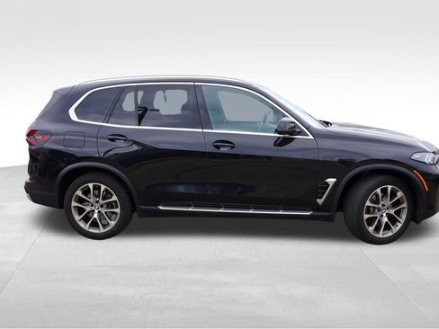Used 2026 BMW X5 xDrive40i AWD/4WD image 2