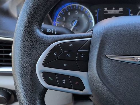 Used 2021 Chrysler Voyager Lxi FWD image 22