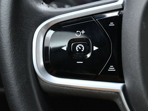 Used 2020 Volvo XC60 T6 Inscription w/ Protection Package Premier AWD/4WD image 7