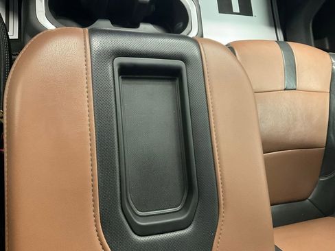 Used 2021 Chevrolet Silverado 1500 High Country image 25