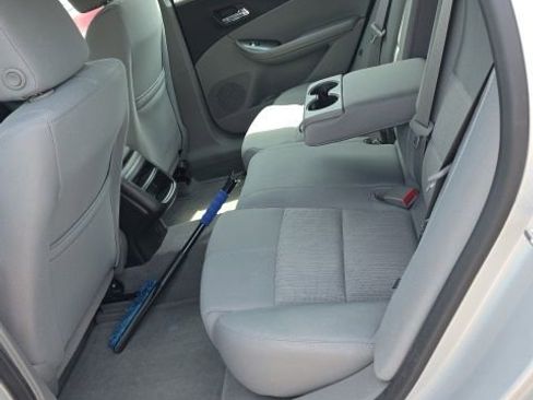 Used 2015 Chevrolet Impala LS FWD image 5