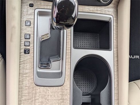 Used 2024 Nissan Murano SL image 21