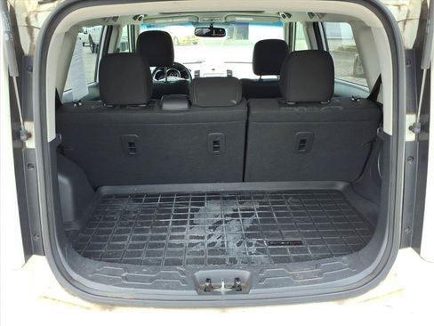 Used 2013 Kia Soul + w/ Audio Pkg FWD image 11