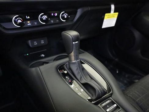 Used 2026 Honda HR-V LX image 26