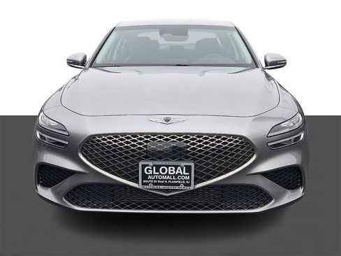Used 2023 Genesis G70 2.0T image 2