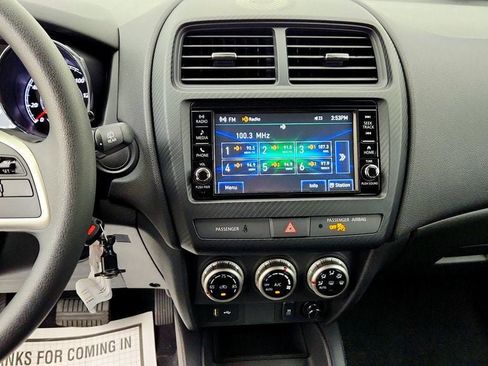 Used 2025 Mitsubishi Outlander Sport LE AWD/4WD image 17