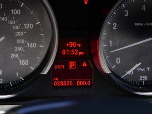 Used 2016 BMW Z4 sDrive35i image 7