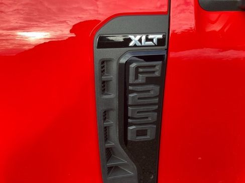 Used 2024 Ford F250 XLT w/ Black Appearance Package image 25