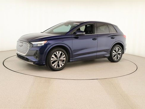 Used 2023 Audi Q4 e-tron Premium Plus w/ Premium Plus image 13